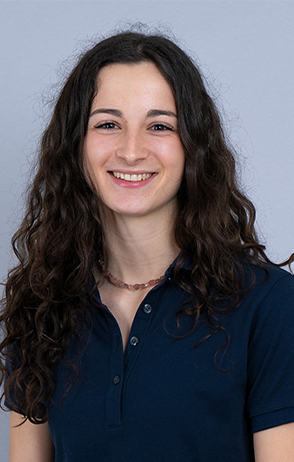 Foto_Ausbildner-CT-Seite-mara_hoch